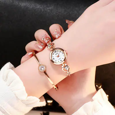 Stylish Minimalist Quartz Bracelet Watch for Women