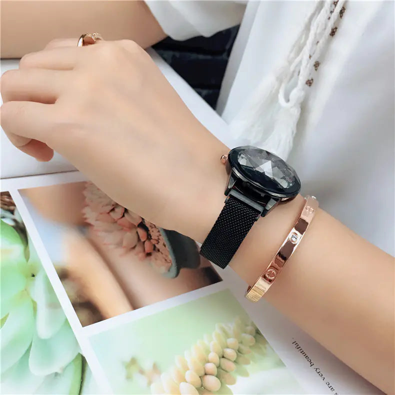 Trendy Waterproof Magnetic Lazy Watch for Students