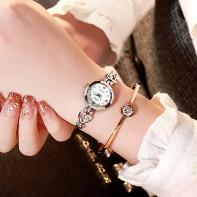Stylish Minimalist Quartz Bracelet Watch for Women