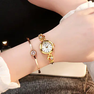 Stylish Minimalist Quartz Bracelet Watch for Women