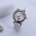 Fashionable Quartz Watch with Rhinestones for Women