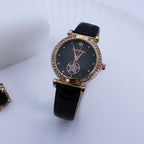 Fashionable Quartz Watch with Rhinestones for Women